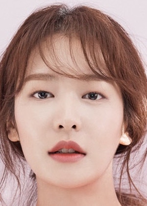 Yoon Soo Hee [Kang Chul's Secretary]