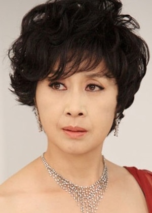 Lee Ok Ran [Jang Ha Ri's mother]