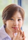 Yoon Kyeong Moon [San Young's mother]